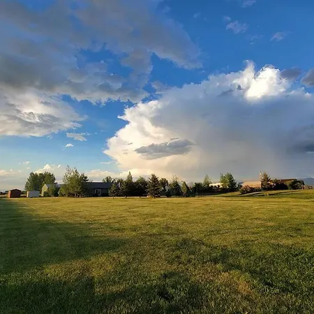 Mountain View Home On 2 Acres Bozeman Exterior photo