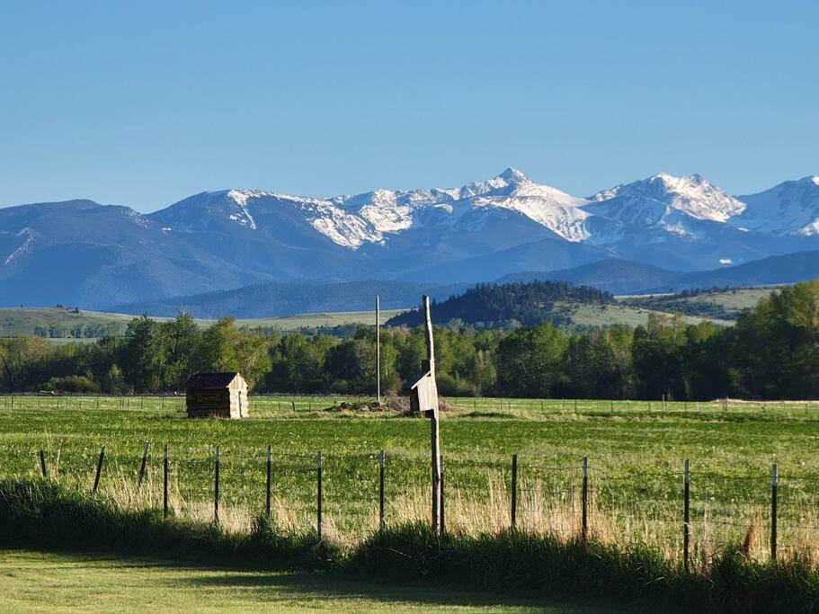 Mountain View On 2 Acres *